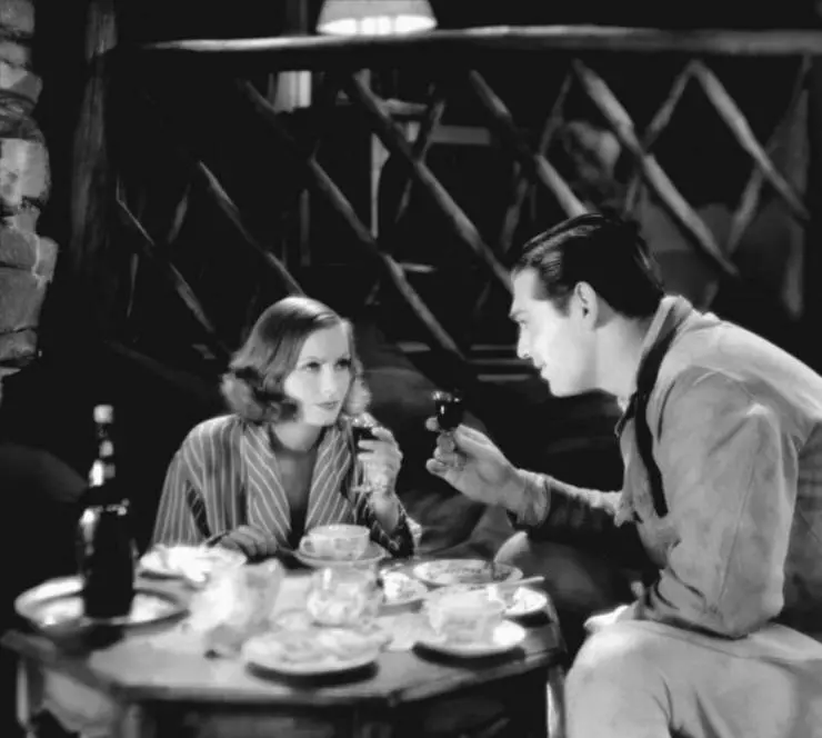 Кадр из Сюзанна Ленокс (1931) Кадр из Сюзанна Ленокс (1931)