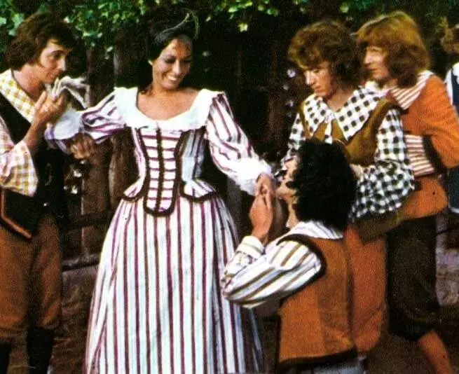 Кадр из 4 мушкетера Шарло (1973) Кадр из 4 мушкетера Шарло (1973)