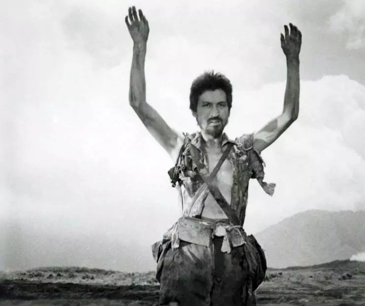 Кадр из Полевые огни (1959) Кадр из Полевые огни (1959)