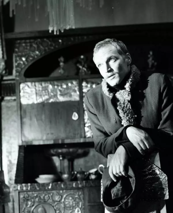 Кадр из Бриллианты для диктатуры пролетариата (1975) Кадр из Бриллианты для диктатуры пролетариата (1975)