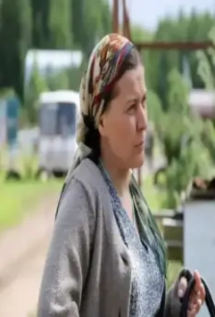 Кадр из Ни к селу, ни к городу (2020) Кадр из Ни к селу, ни к городу (2020)
