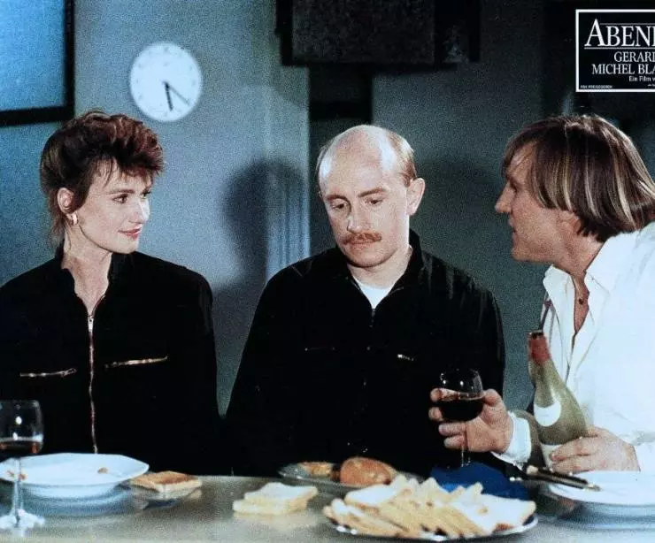 Кадр из Вечернее платье (1986) Кадр из Вечернее платье (1986)