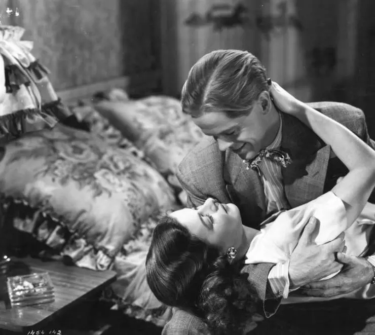 Кадр из Улица греха (1945) Кадр из Улица греха (1945)