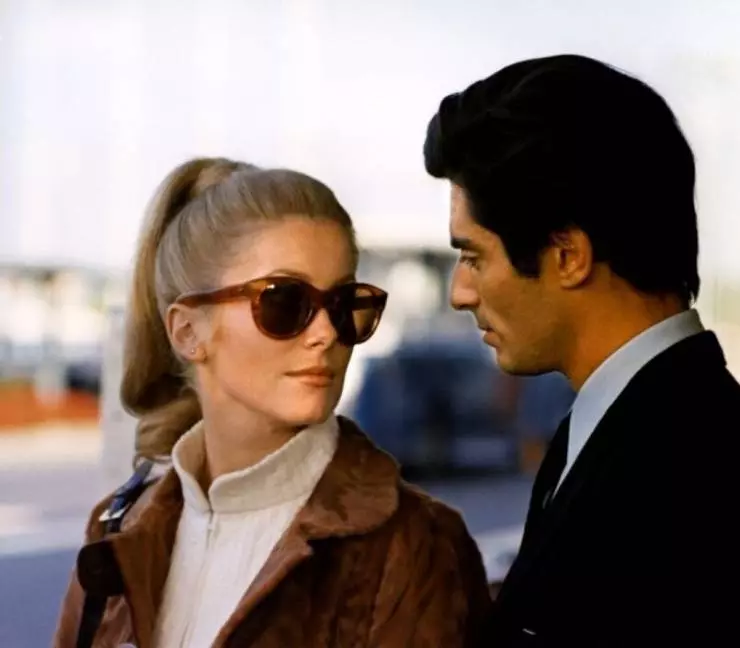 Кадр из Манон 70 (1968) Кадр из Манон 70 (1968)