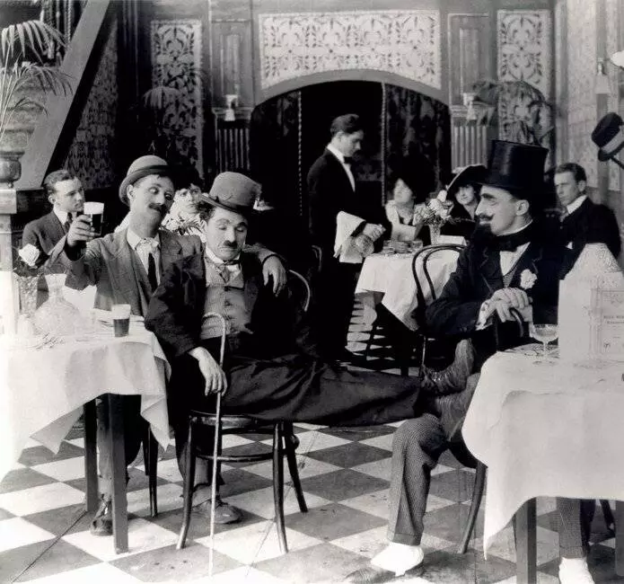 Кадр из Ночь напролет (1915) Кадр из Ночь напролет (1915)
