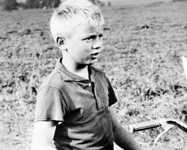 Кадр из Путешествие в Зундевит (1966) Кадр из Путешествие в Зундевит (1966)