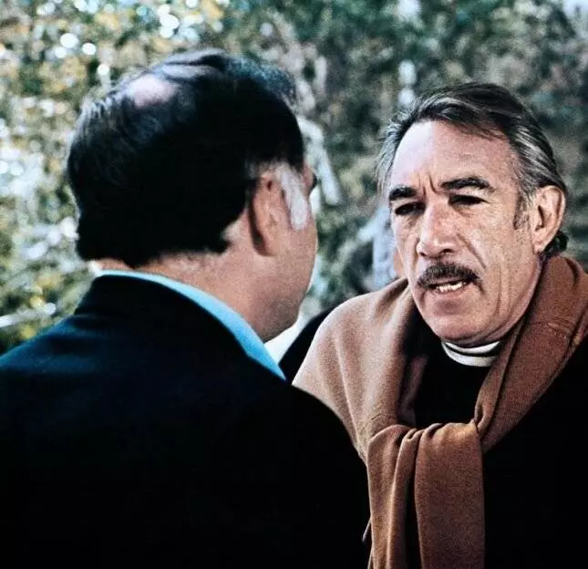 Кадр из Дон мертв (1973) Кадр из Дон мертв (1973)