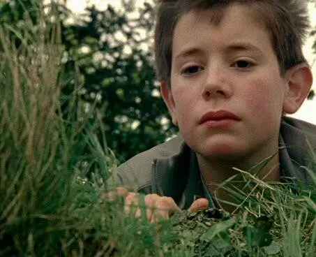 Кадр из Рядом с Лео (2002) Кадр из Рядом с Лео (2002)