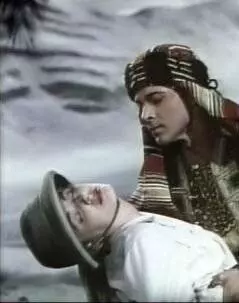 Кадр из Валентино (1977) Кадр из Валентино (1977)