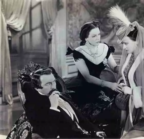 Кадр из Хуарес (1939) Кадр из Хуарес (1939)
