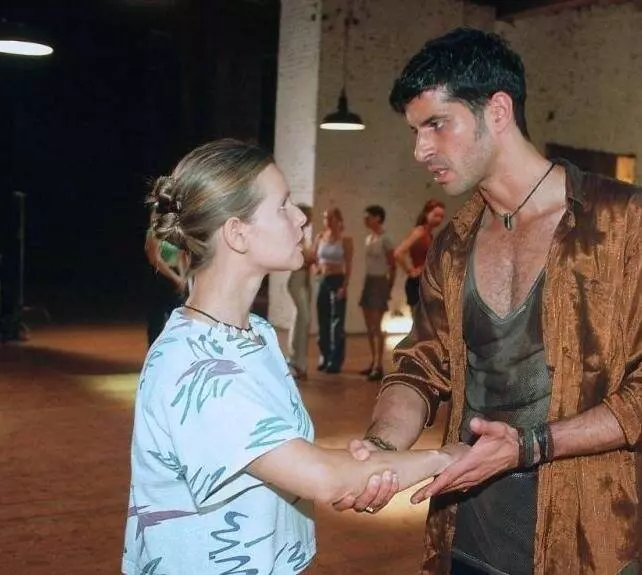 Кадр из Королева сальсы (2001) Кадр из Королева сальсы (2001)