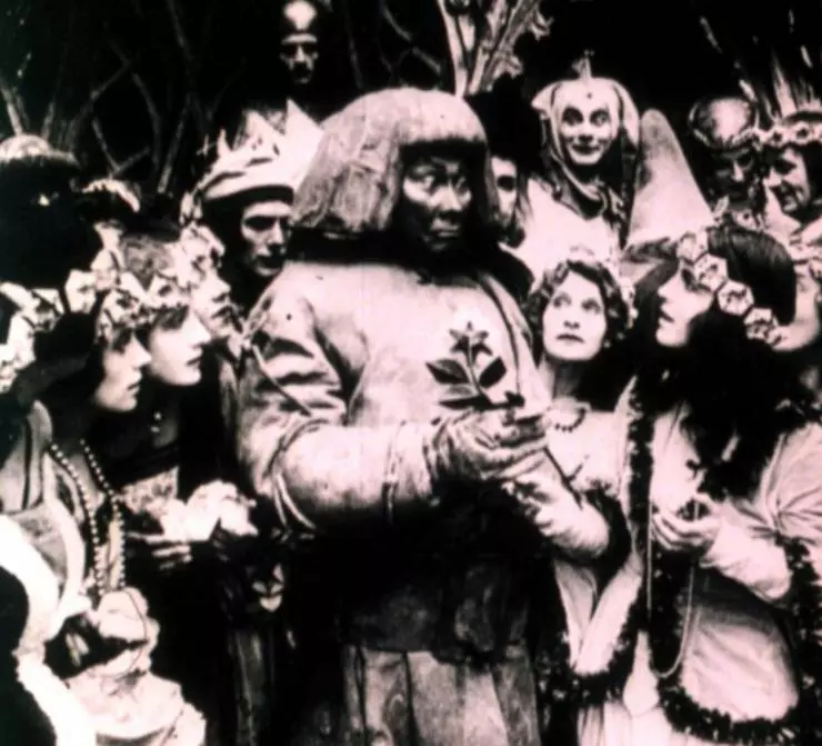 Кадр из Голем, как он пришел в мир (1920) Кадр из Голем, как он пришел в мир (1920)