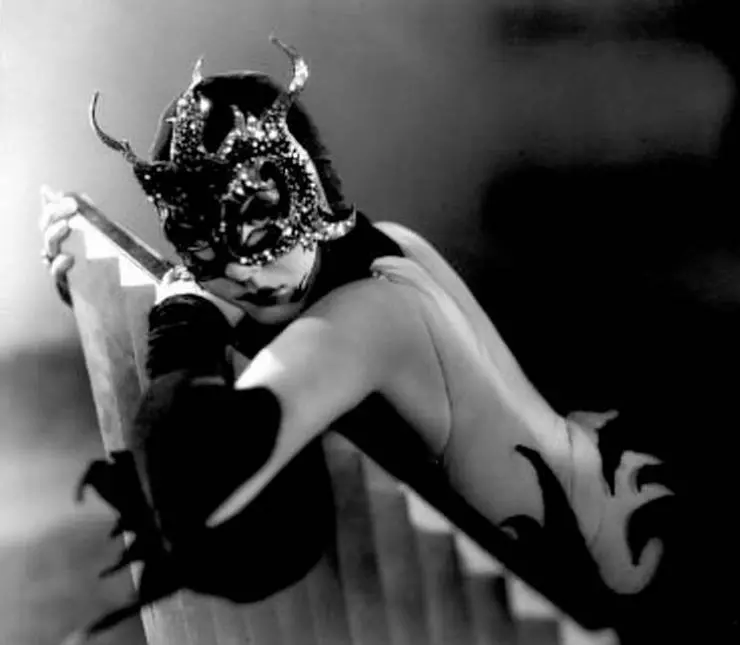 Кадр из Мадам Сатана (1930) Кадр из Мадам Сатана (1930)