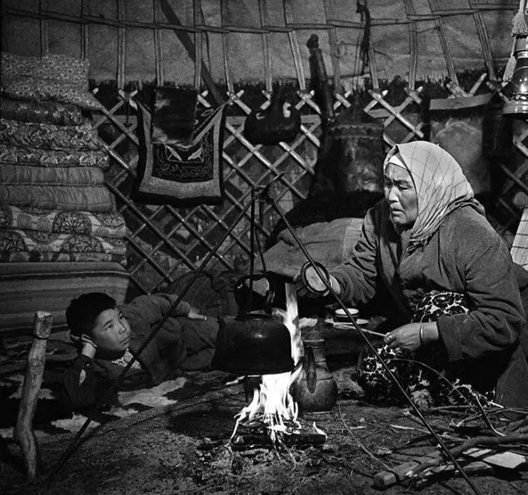 Кадр из Небо нашего детства (1966) Кадр из Небо нашего детства (1966)