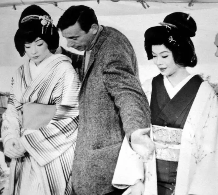 Кадр из Моя гейша (1962) Кадр из Моя гейша (1962)