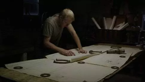 Кадр из Гнилой человек (2013) Кадр из Гнилой человек (2013)