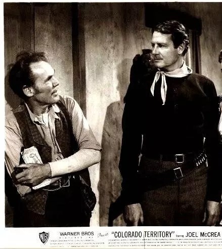 Кадр из Территория Колорадо (1949) Кадр из Территория Колорадо (1949)