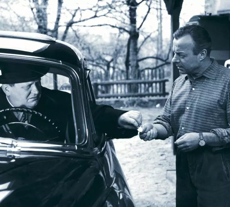 Кадр из Это случилось при свете дня (1958) Кадр из Это случилось при свете дня (1958)