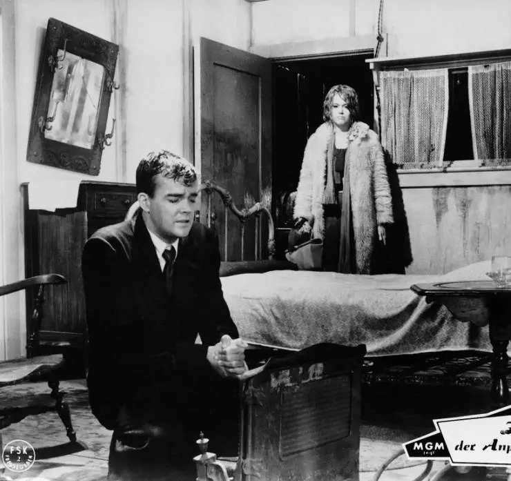 Кадр из Период привыкания (1962) Кадр из Период привыкания (1962)