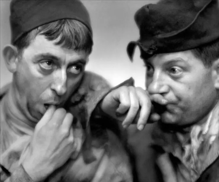 Кадр из Забавы эскадрона (1932) Кадр из Забавы эскадрона (1932)