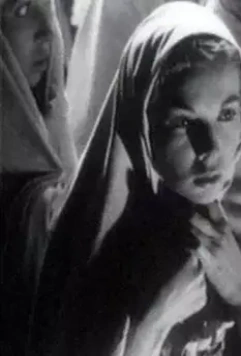 Кадр из Спальня старшеклассниц (1953) Кадр из Спальня старшеклассниц (1953)