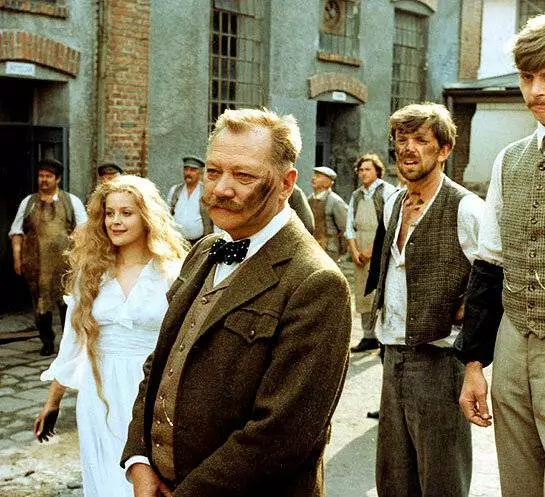 Кадр из В старые добрые времена (1980) Кадр из В старые добрые времена (1980)