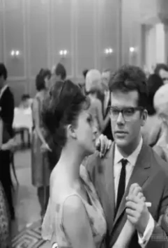 Кадр из Девушка из банка (1963) Кадр из Девушка из банка (1963)
