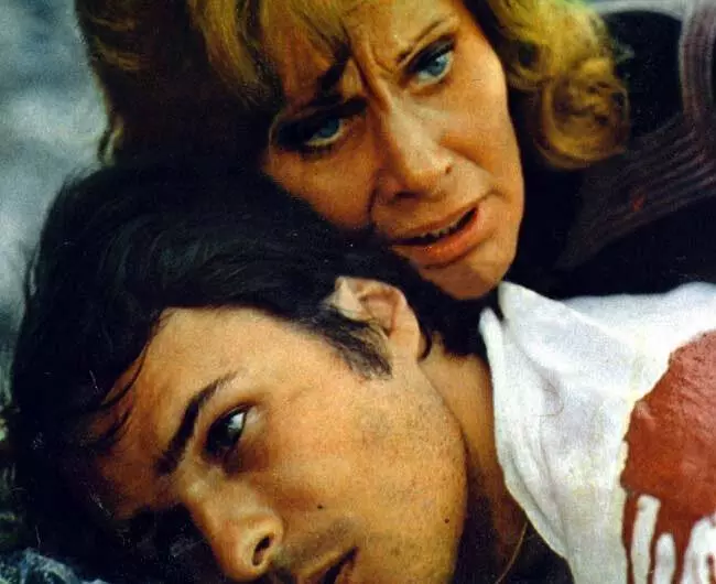 Кадр из Глаз в лабиринте (1972) Кадр из Глаз в лабиринте (1972)