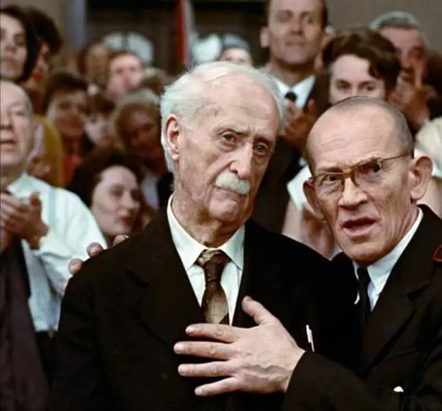 Кадр из Бал пожарных (1967) Кадр из Бал пожарных (1967)