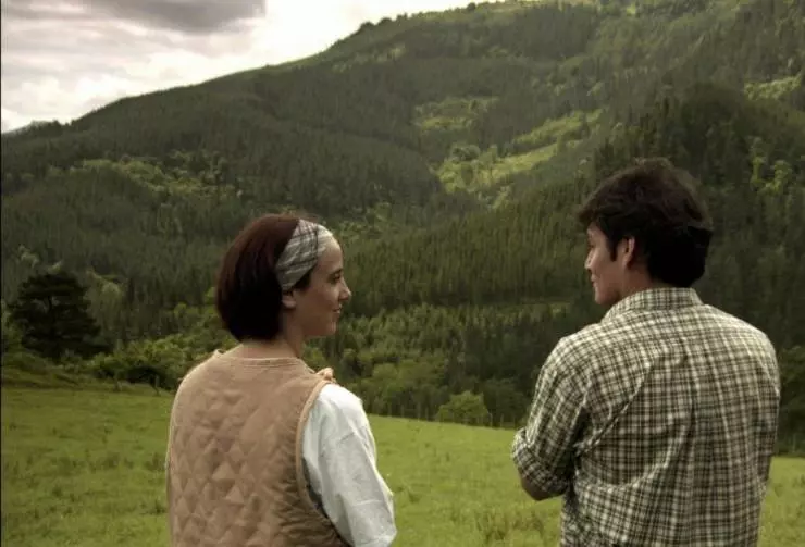 Кадр из Андер (2009) Кадр из Андер (2009)