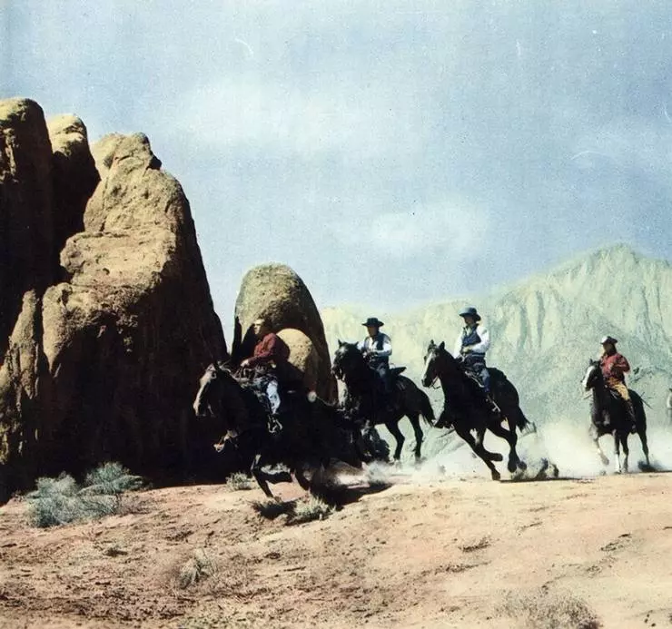 Кадр из Охотник за скальпом (1960) Кадр из Охотник за скальпом (1960)