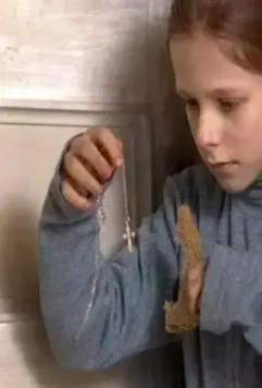 Кадр из Взрослая жизнь девчонки Полины Субботиной (2007) Кадр из Взрослая жизнь девчонки Полины Субботиной (2007)