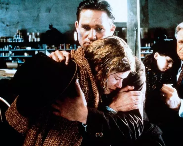 Кадр из Суровые люди (1988) Кадр из Суровые люди (1988)