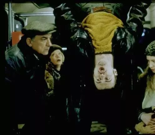 Кадр из Бочка пороха (1998) Кадр из Бочка пороха (1998)