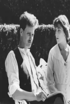 Кадр из Месяц в деревне (1987) Кадр из Месяц в деревне (1987)