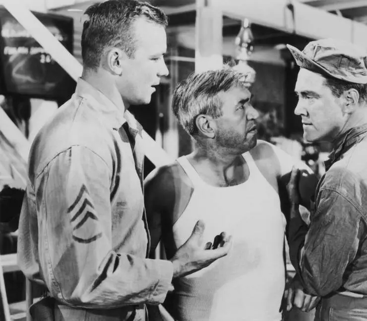 Кадр из Мисс Сэди Томпсон (1953) Кадр из Мисс Сэди Томпсон (1953)