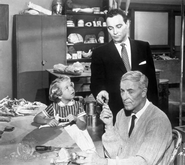 Кадр из Нападение людей-кукол (1958) Кадр из Нападение людей-кукол (1958)