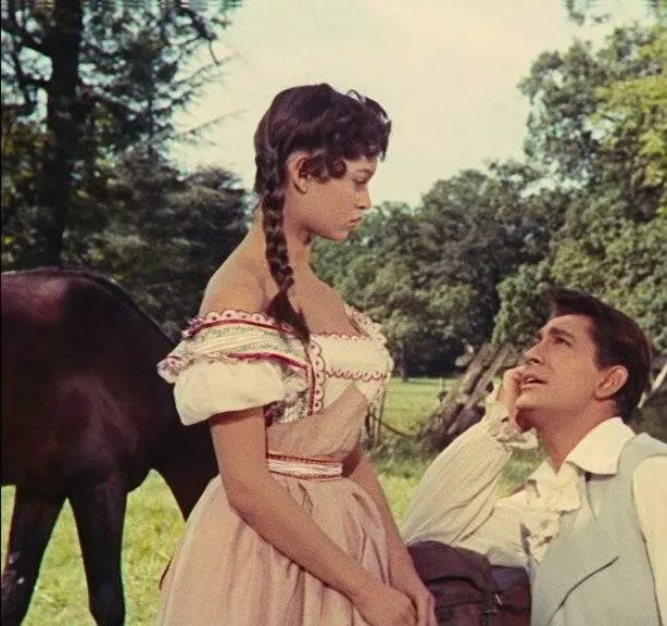 Кадр из Сын Каролины Шери (1955) Кадр из Сын Каролины Шери (1955)