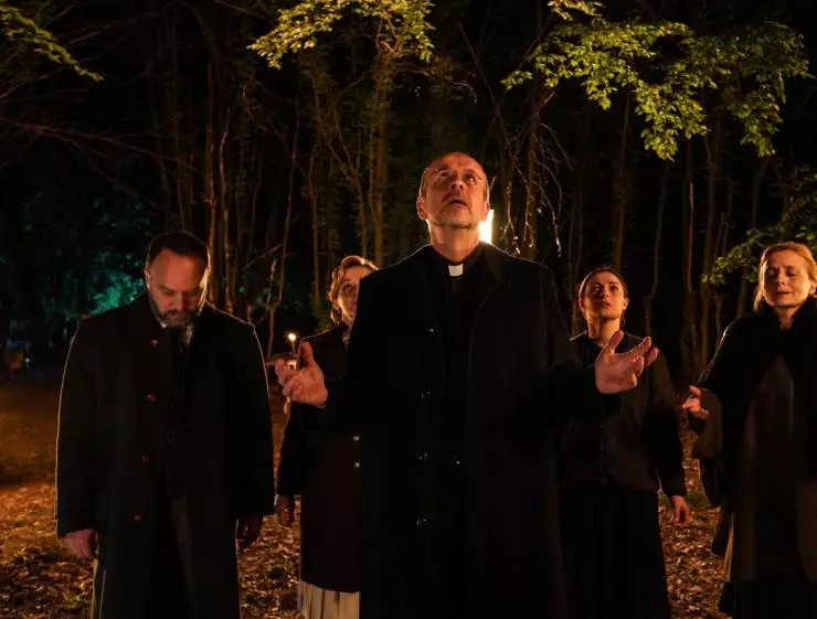 Кадр из Секта (2019) Кадр из Секта (2019)