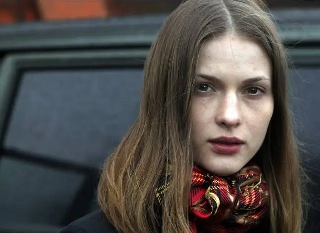 Кадр из Беглец (2011) Кадр из Беглец (2011)