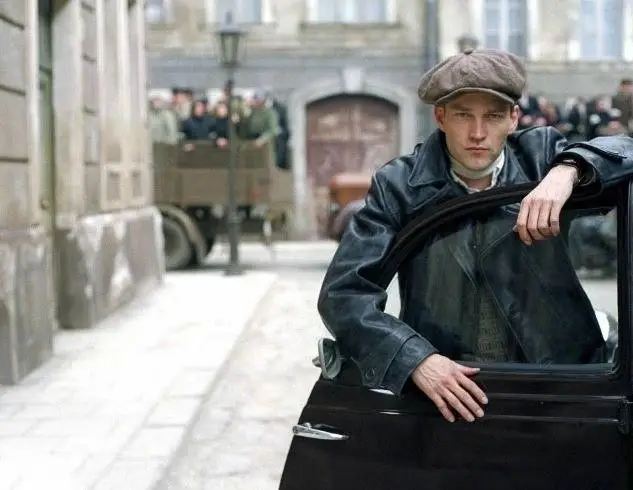 Кадр из Восстание (2001) Кадр из Восстание (2001)