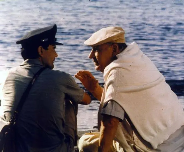 Кадр из Почтальон (1994) Кадр из Почтальон (1994)