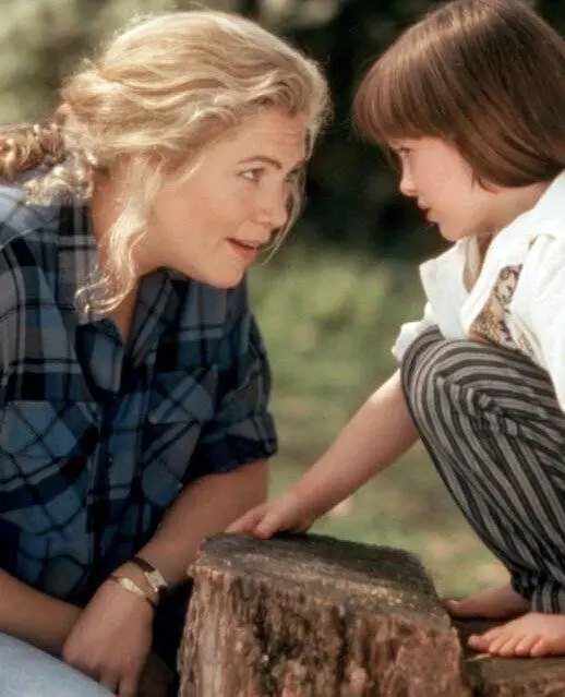 Кадр из Карточный домик (1993) Кадр из Карточный домик (1993)