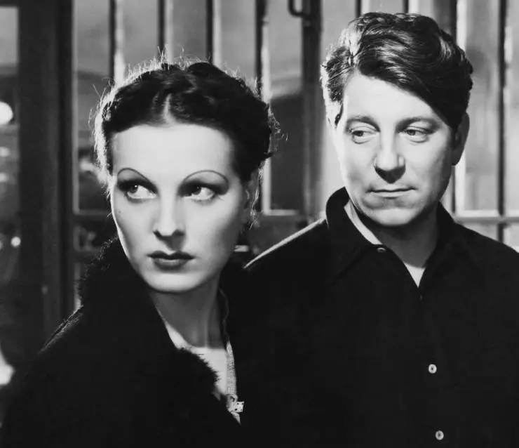 Кадр из На дне (1936) Кадр из На дне (1936)