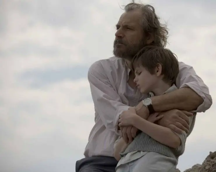 Кадр из Осколки (2007) Кадр из Осколки (2007)
