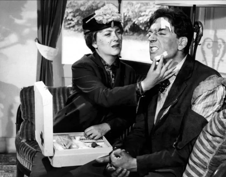 Кадр из Кандид, или Оптимизм в XX веке (1960) Кадр из Кандид, или Оптимизм в XX веке (1960)