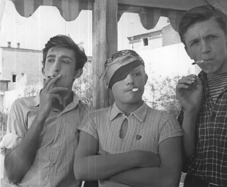 Кадр из До свидания, мальчики (1964) Кадр из До свидания, мальчики (1964)