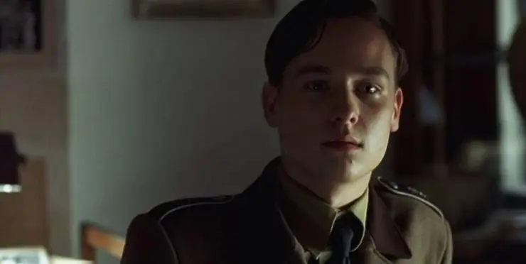 Кадр из Академия смерти (2004) Кадр из Академия смерти (2004)