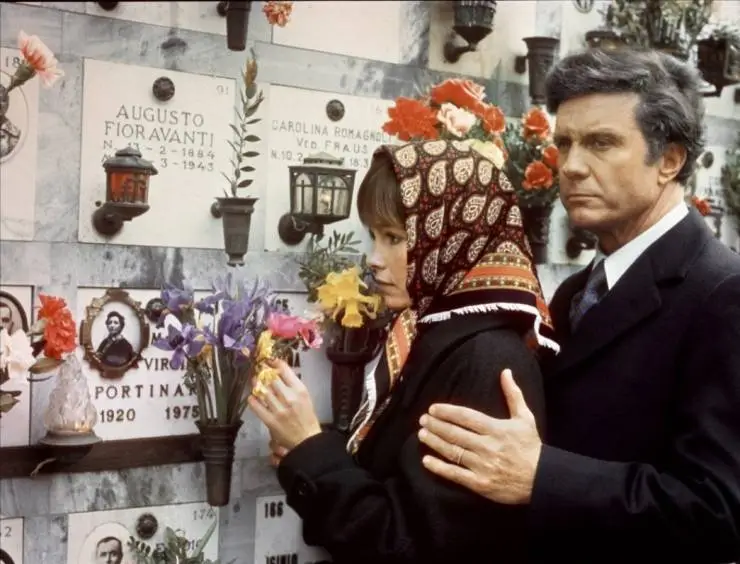 Кадр из Наваждение (1976) Кадр из Наваждение (1976)