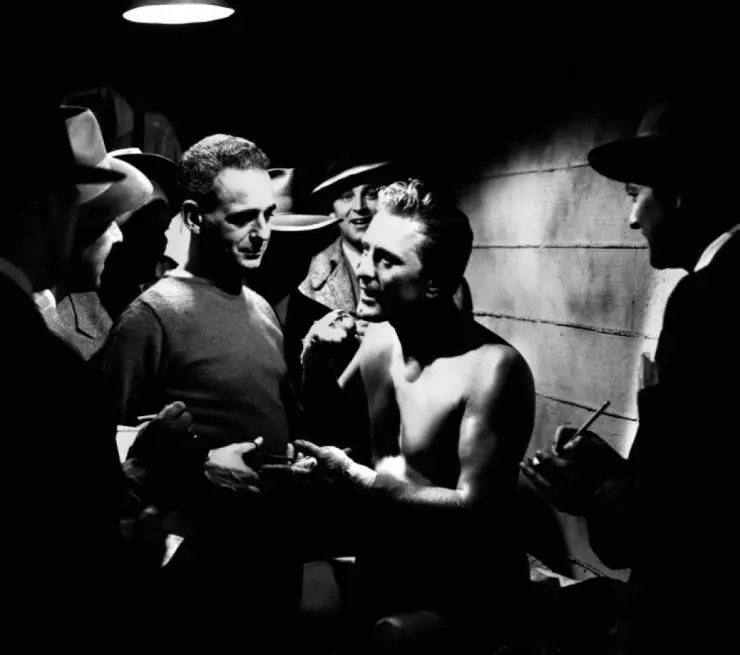 Кадр из Чемпион (1949) Кадр из Чемпион (1949)
